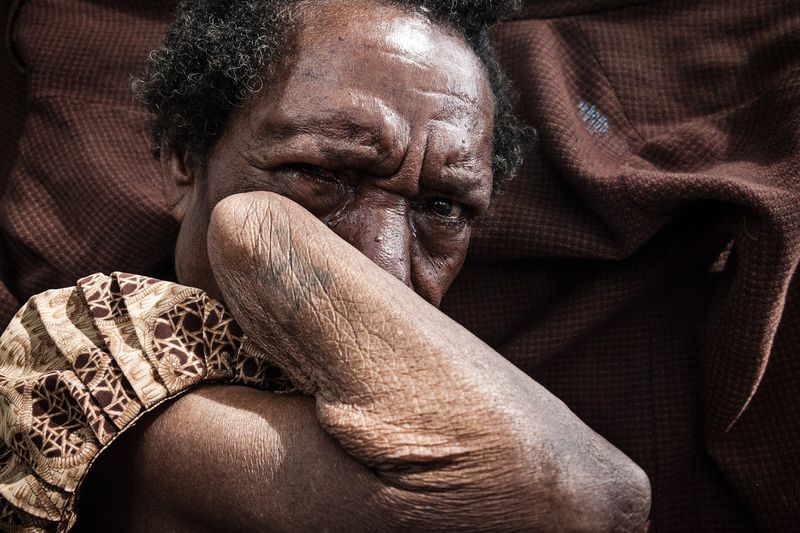 © Vlad Sokhin - Image from the Crying Meri. Violence Against Women in Papua New Guinea photography project