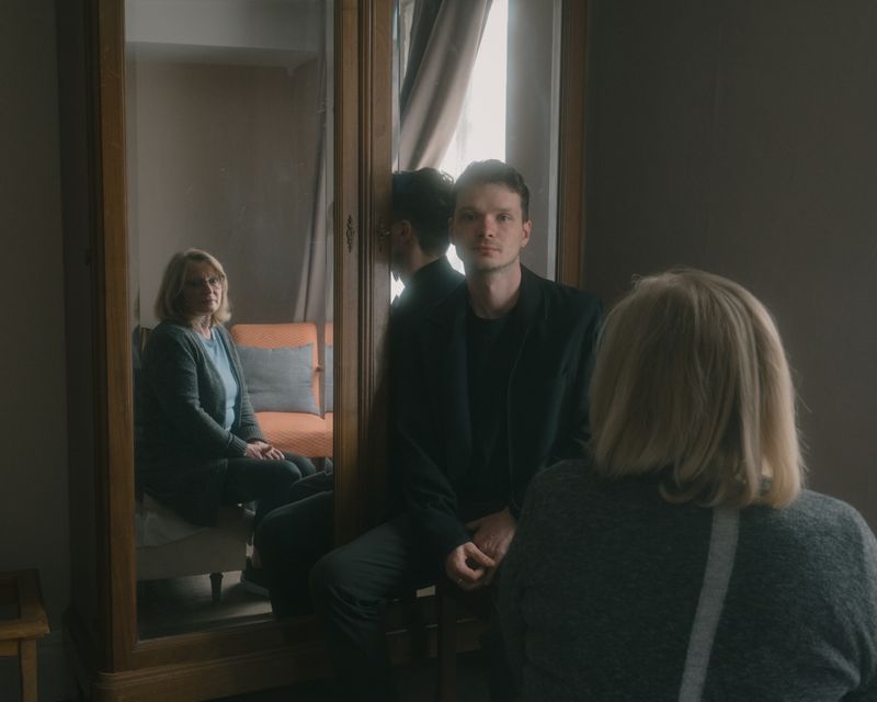© Arne Piepke - Selfportrait of me and my mother in our hotel room in Laon, France.