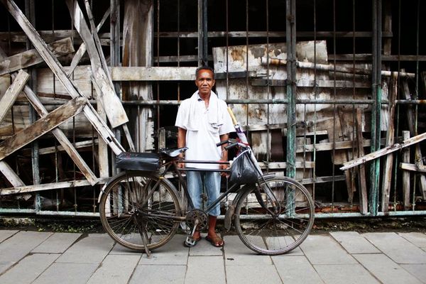 © idealita ismanto - Image from the Bicycle Ojek photography project