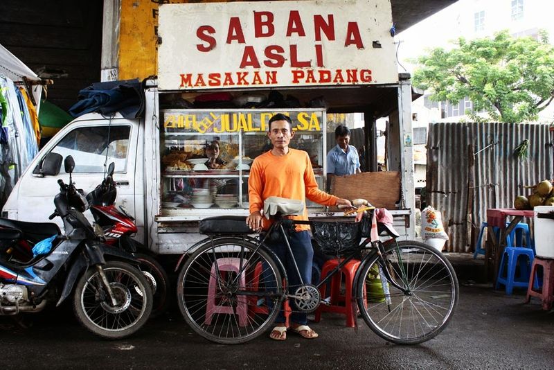 © idealita ismanto - Image from the Bicycle Ojek photography project