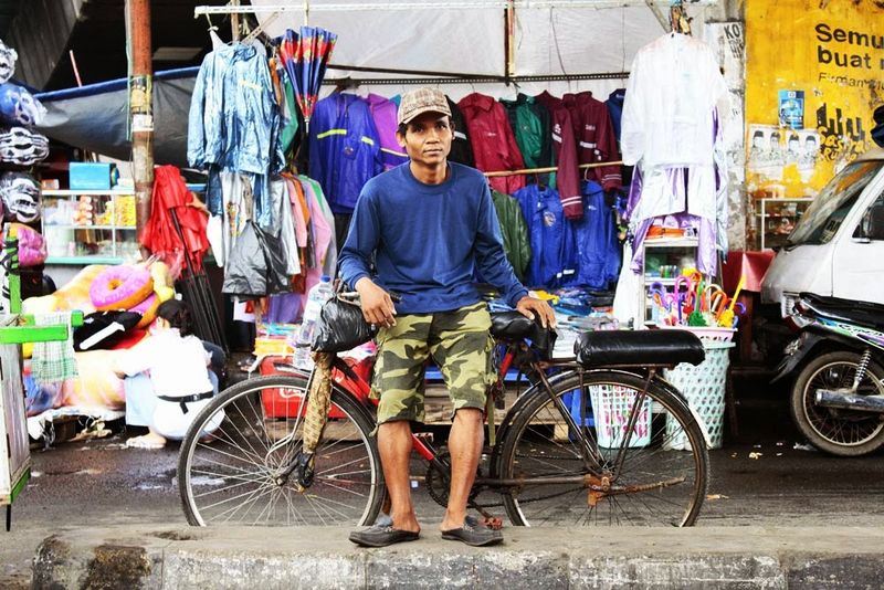 © idealita ismanto - Image from the Bicycle Ojek photography project