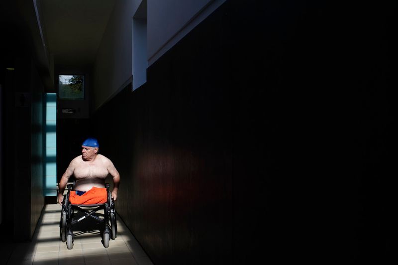 © Tommaso Rada - Mr Adelio lost both his legs during the Colonial war in Angola