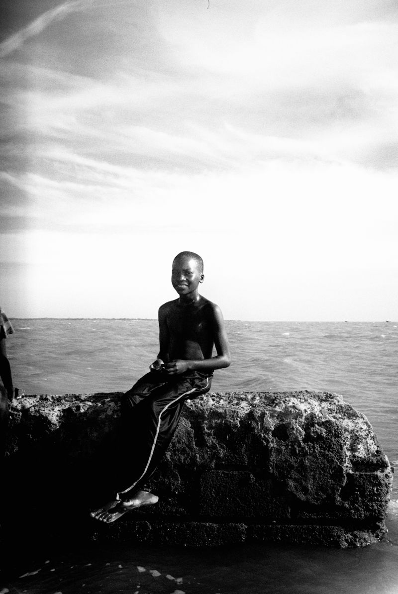 © Kelsy Macuacua - Image from the TRAÇOS DA MARÉ AZUL photography project