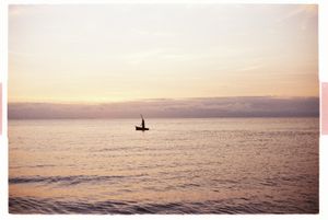 TRAÇOS DA MARÉ AZUL