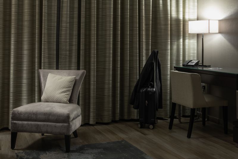 © Roxana Savin - Image from the I'll be late tonight photography project