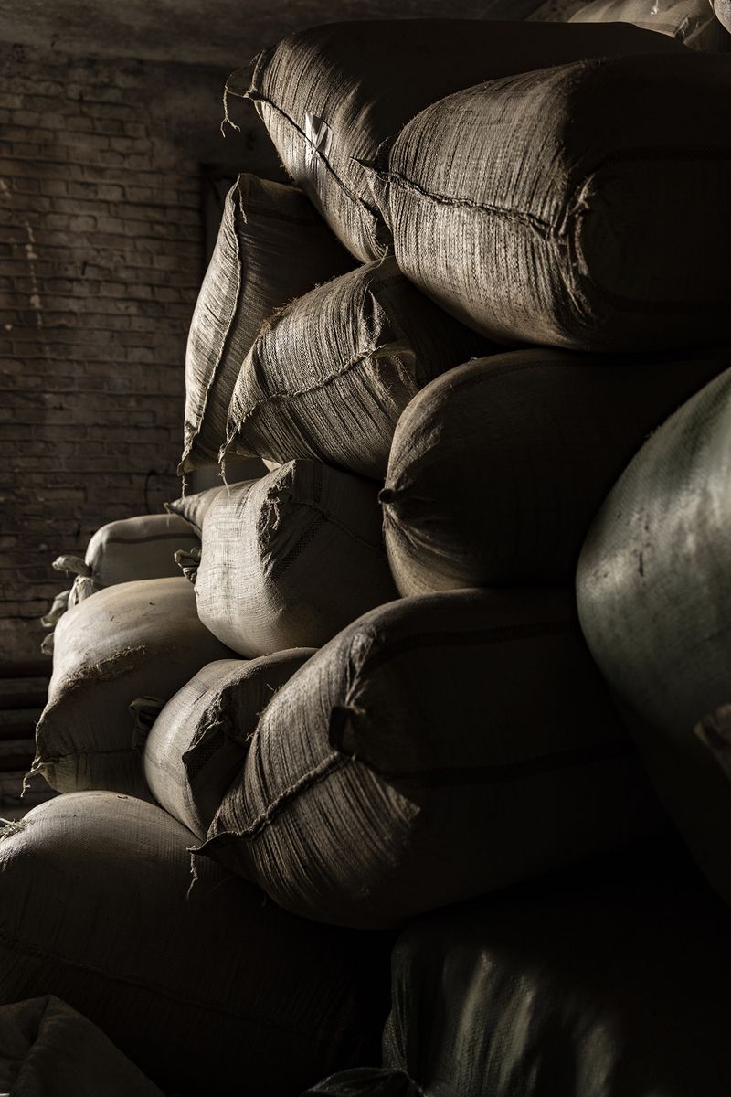 © Lukas Ratius - Sacks with pillows at the state refugee reception Saarland in Lebach