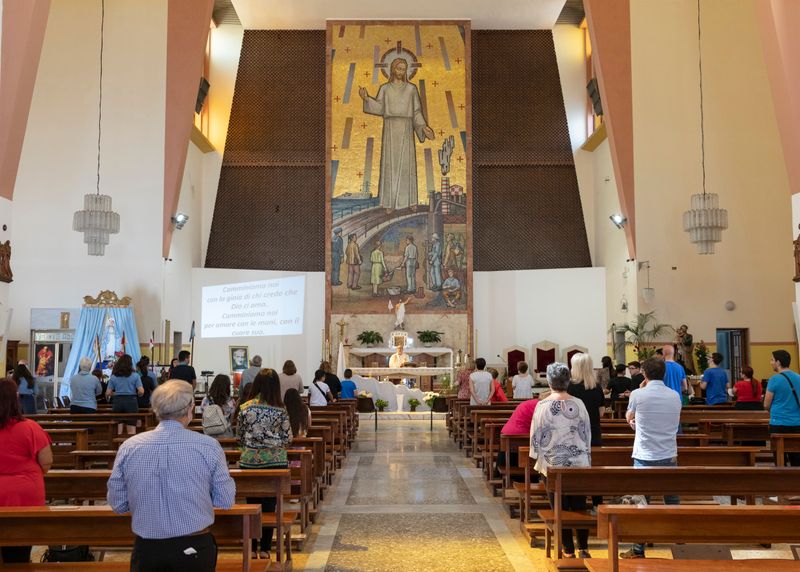 © Lukas Ratius - Image from the In the Realm of the Red Pigeons photography project