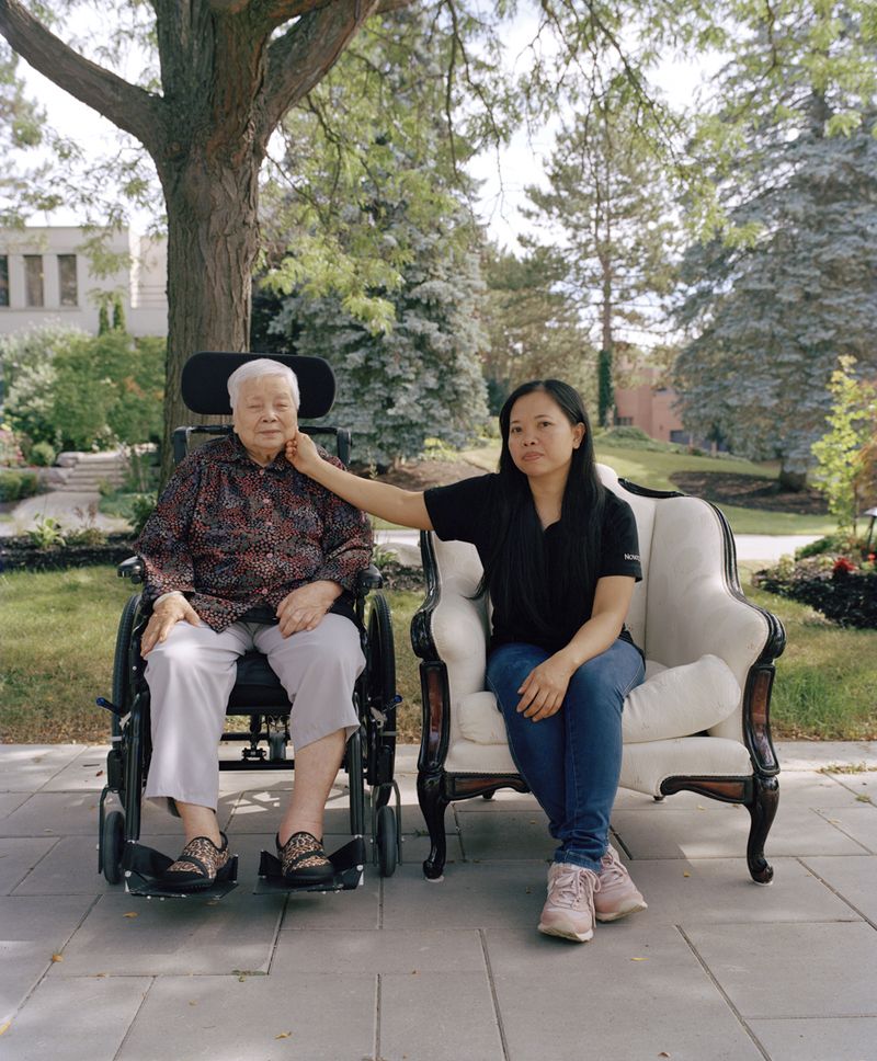 © Hailey Ip - Waking up grandma