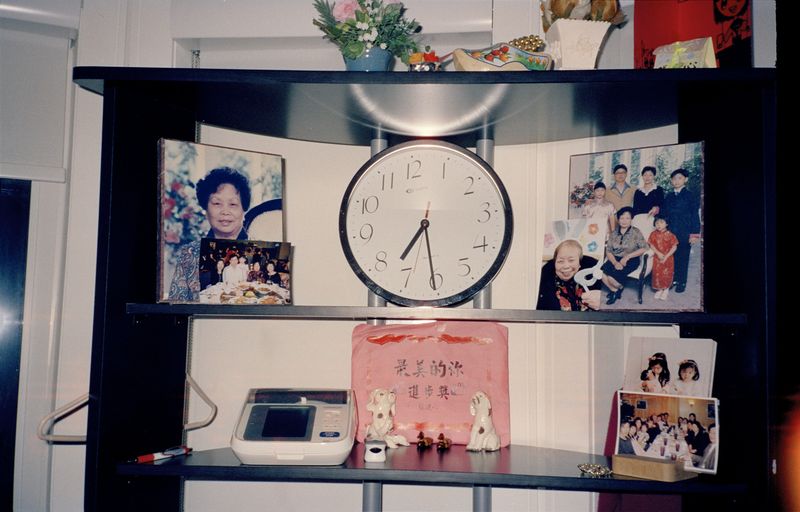 © Hailey Ip - Image from the Yes, dinner tomorrow at home photography project