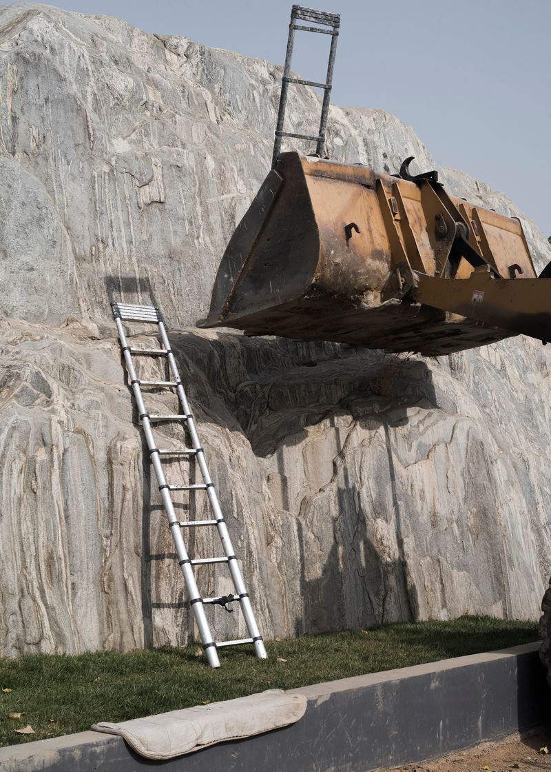 © Pang Hai - Image from the Heart Warming Rocks photography project