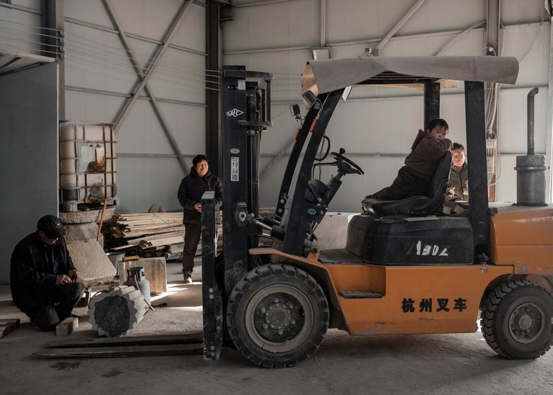 © Pang Hai - Image from the Heart Warming Rocks photography project