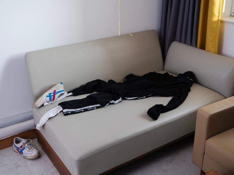 © Pang Hai - My Body is Hollowed Out.