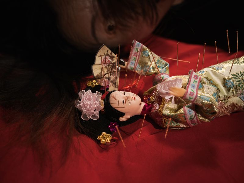 © Pang Hai - Gege’s body :This is a kind of ancient curse method. She uses it to heal the pain caused by others in real world.
