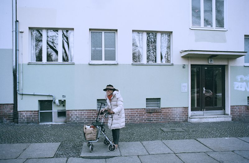 © Louisa Boeszoermeny - Image from the Coral Tangerine photography project