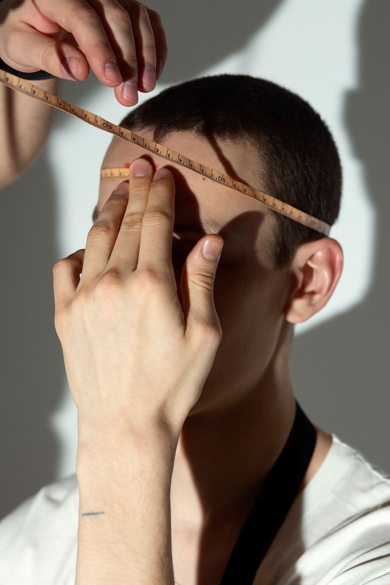 © Louisa Boeszoermeny - Measured