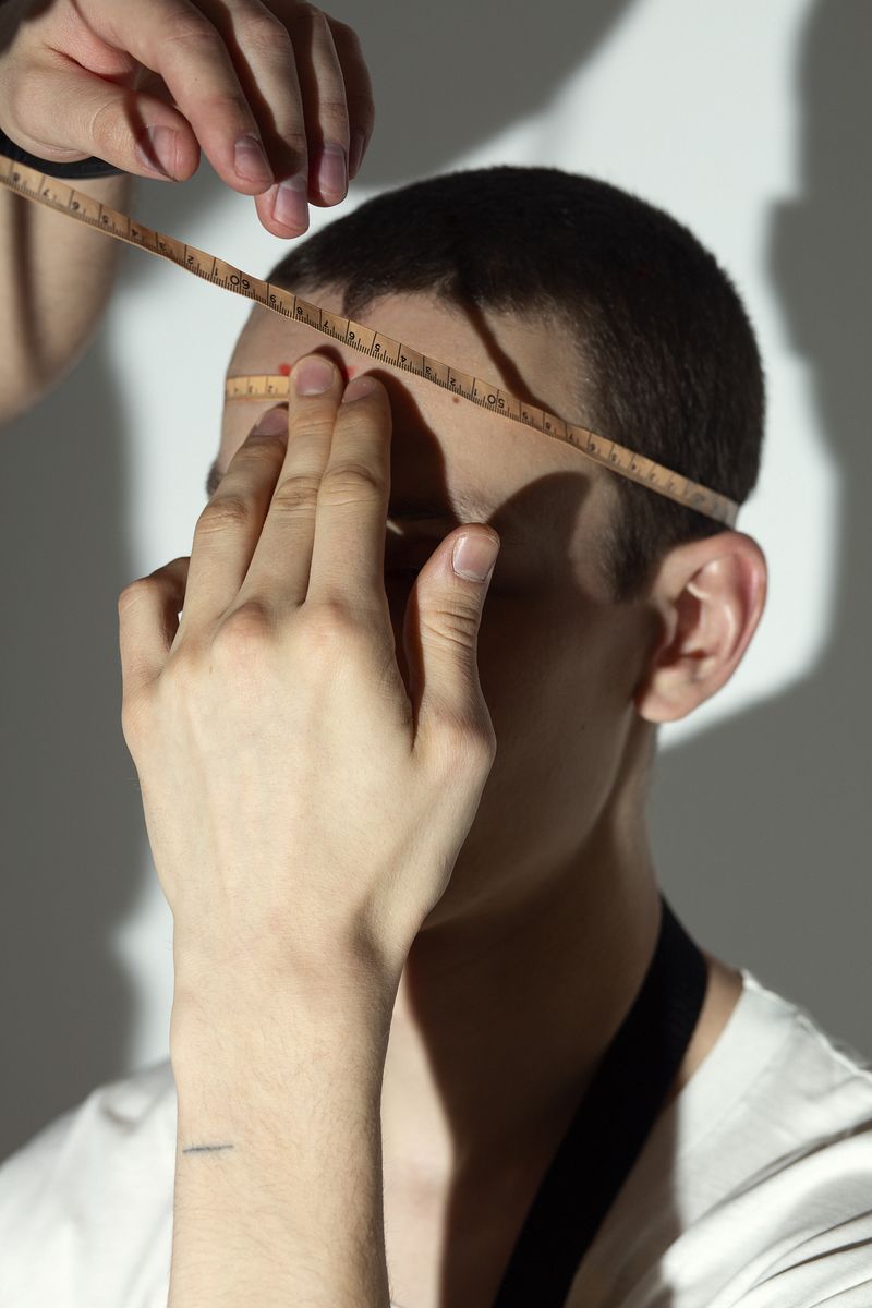 © Louisa Boeszoermeny - Measured