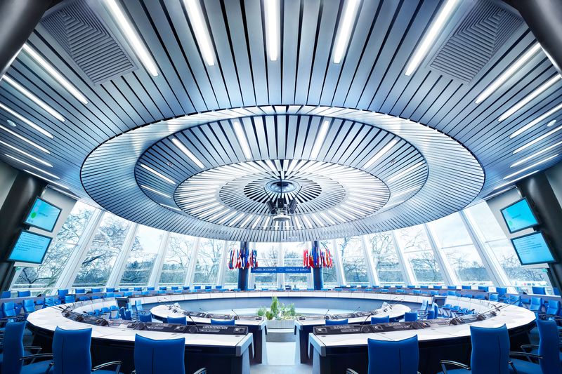 © Luca Zanier - Image from the Corridors of Power photography project