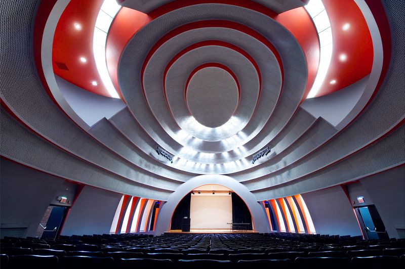 © Luca Zanier - Image from the Corridors of Power photography project