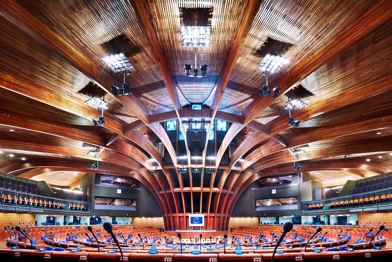 © Luca Zanier - Image from the Corridors of Power photography project