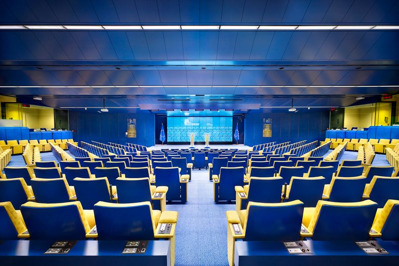 © Luca Zanier - Image from the Corridors of Power photography project