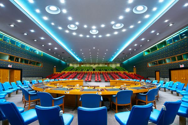 © Luca Zanier - Image from the Corridors of Power photography project