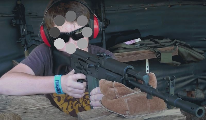 © Edo Garcia - LOADING Video loop 30 sec. https://vimeo.com/edogarcia/loading