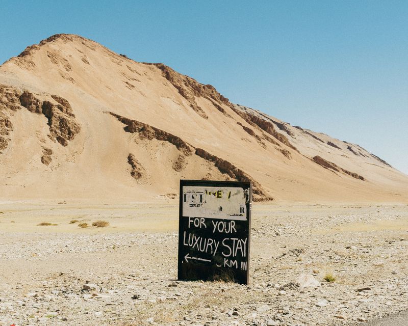 © Aaryan Sinha - Luxury Stay