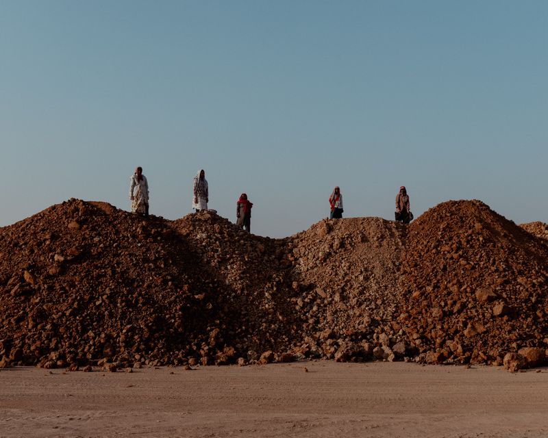 © Aaryan Sinha - Constrast in Size