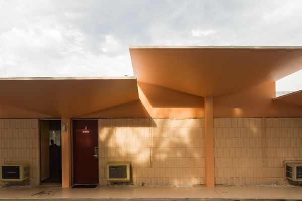 © Selina Roman - Image from the Please Disturb photography project