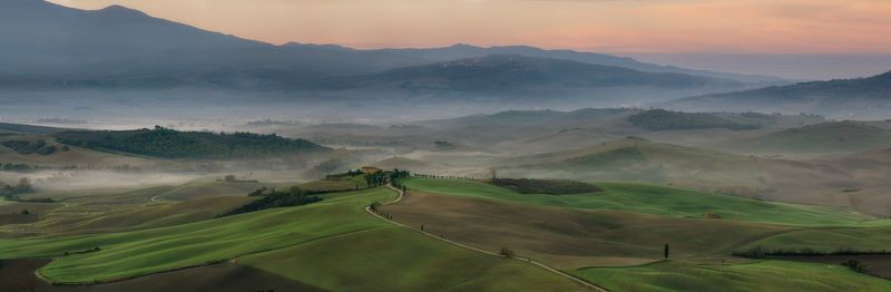 © Pavel Oskin - Image from the The Live of the House photography project