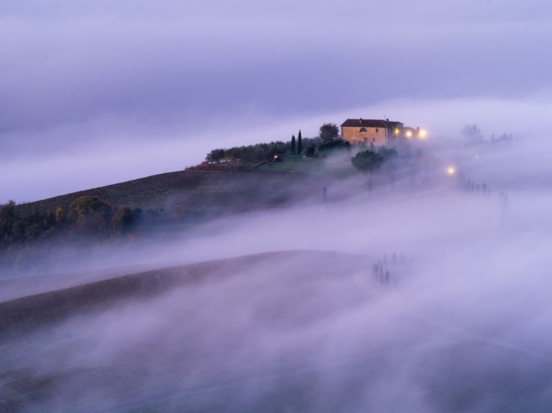 © Pavel Oskin - Image from the The Live of the House photography project