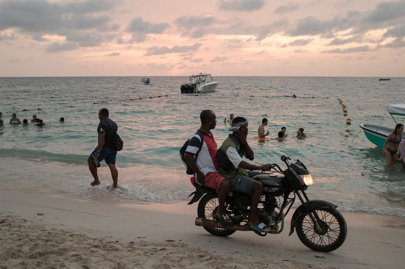 © Ugo Fraccaro - Image from the Chévere photography project