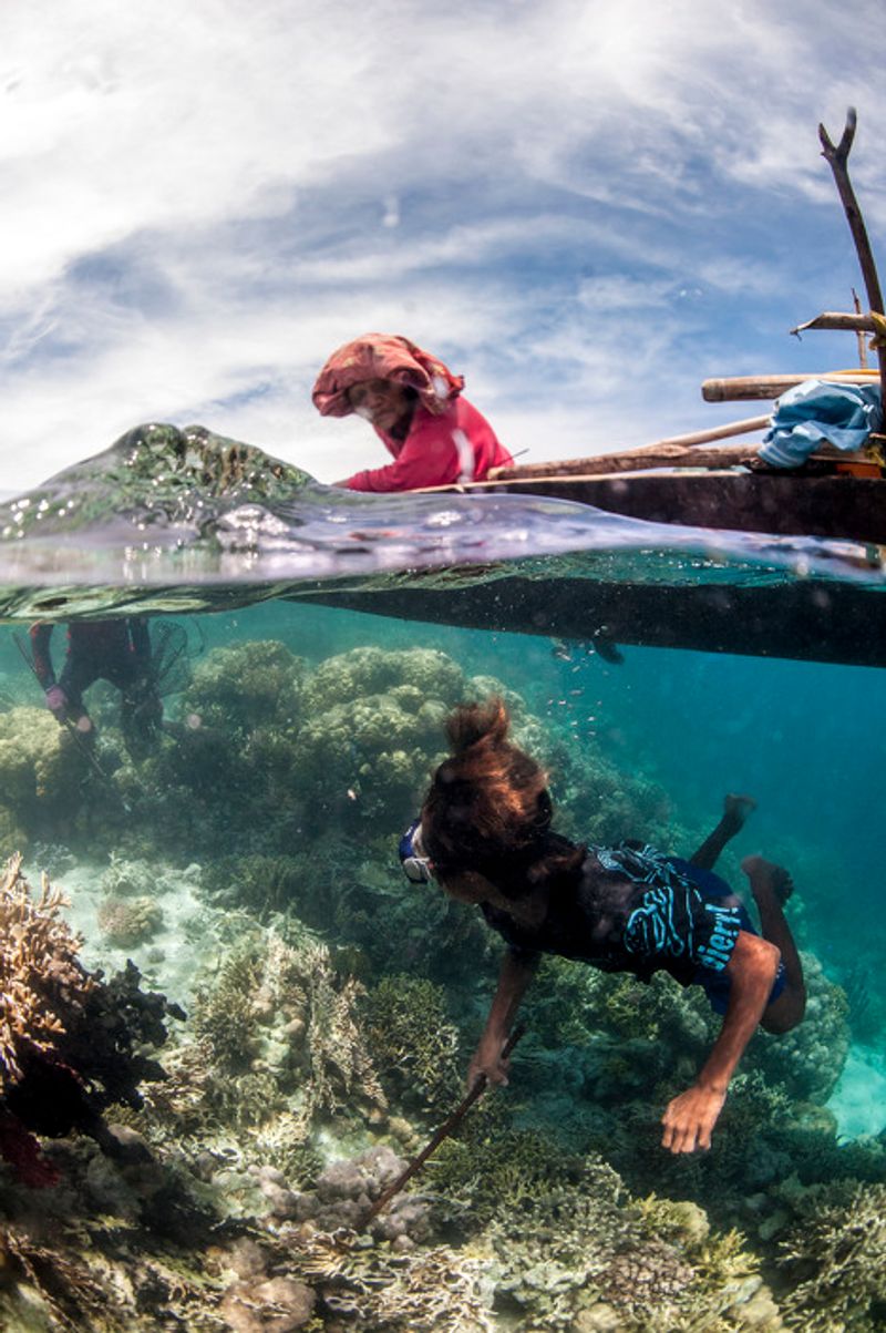 © James Morgan - Image from the Last of the Sea Nomads photography project