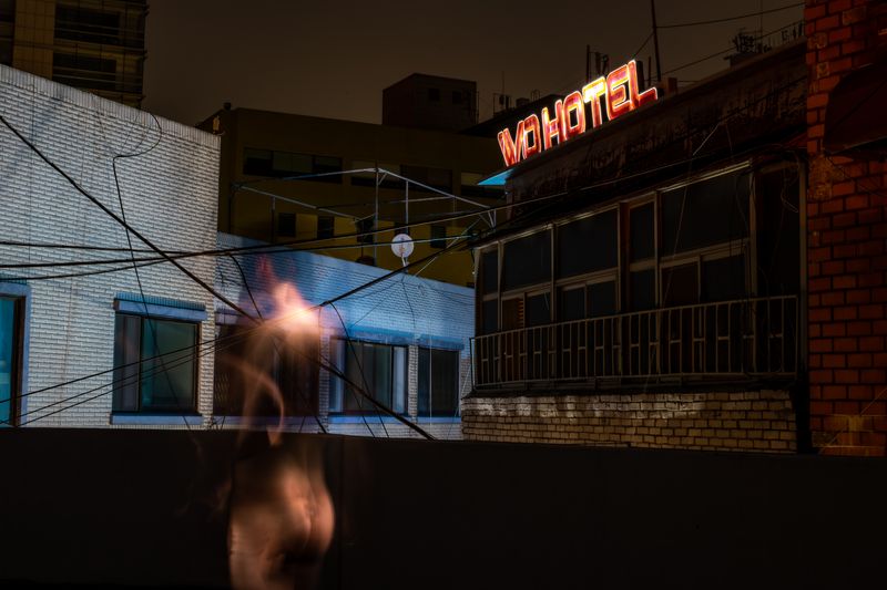 © Baek Seung Joon - Image from the AUGMENTED SELF photography project