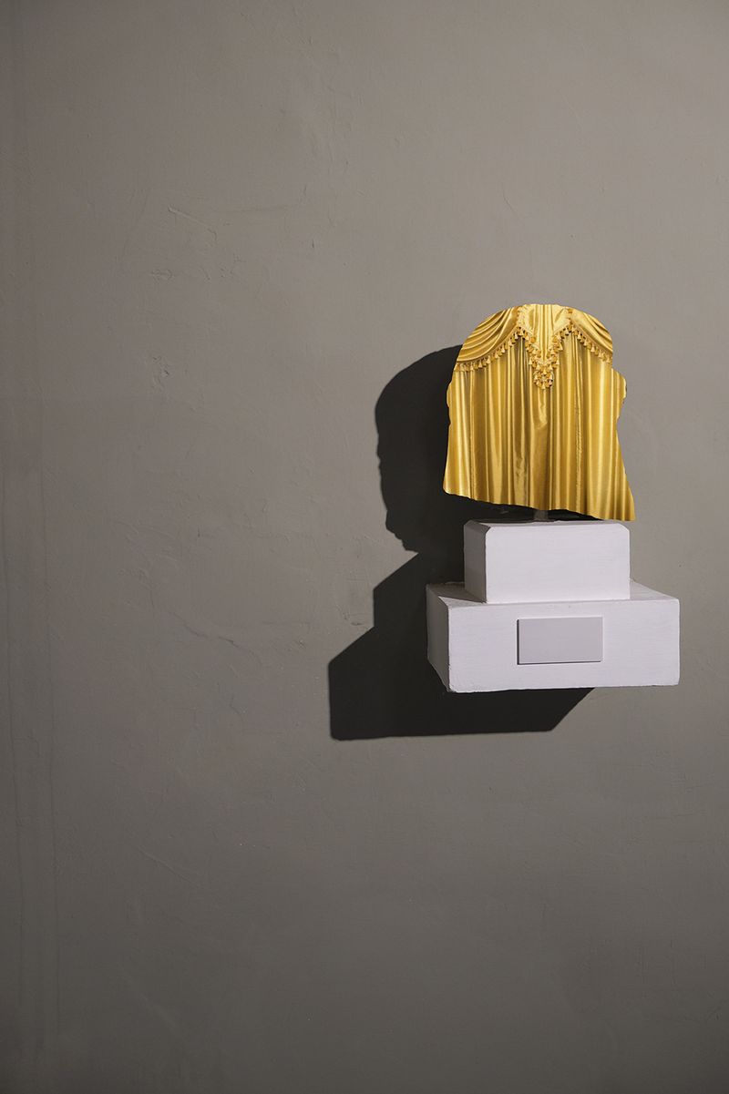 © Nicolas Lambouris - Displaying VI