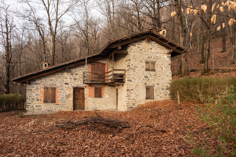 © Michele Rubino - Image from the Case di Pietra photography project