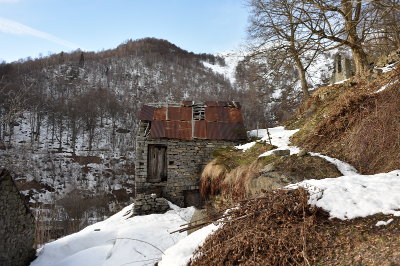 © Michele Rubino - Image from the Case di Pietra photography project