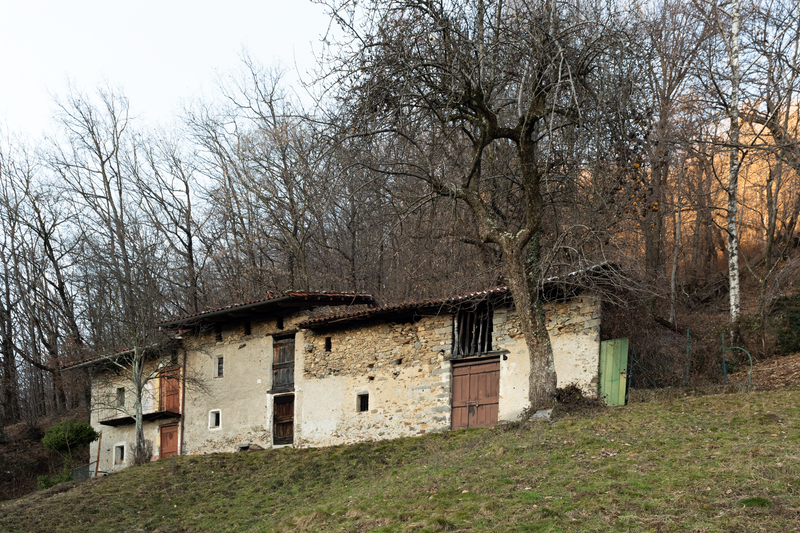 © Michele Rubino - Image from the Case di Pietra photography project