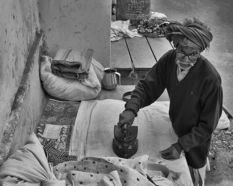 © Kip Harris - Presser, Varanasi