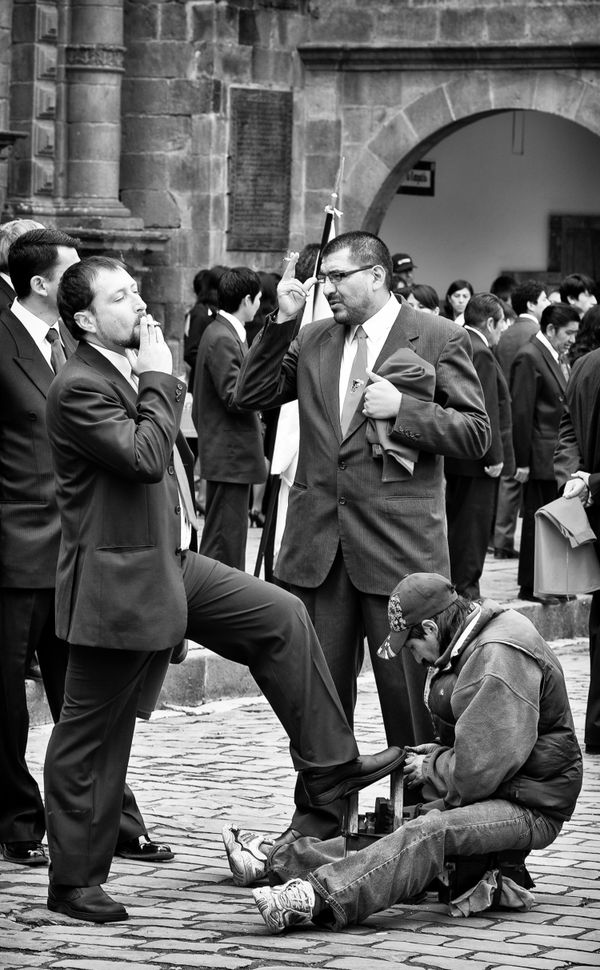 © Kip Harris - Shoe Shiner, Cusco