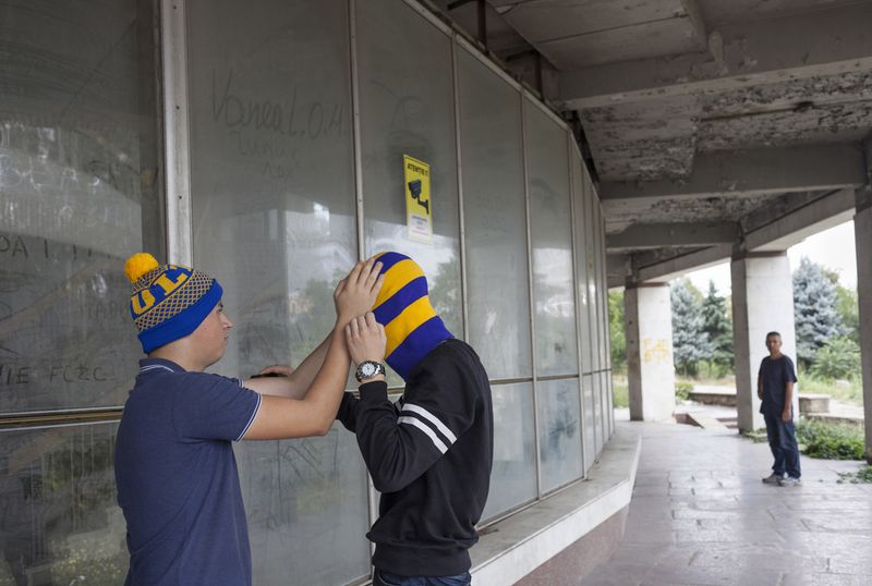 © Chiara Dazi - Image from the The Moldovan derby photography project