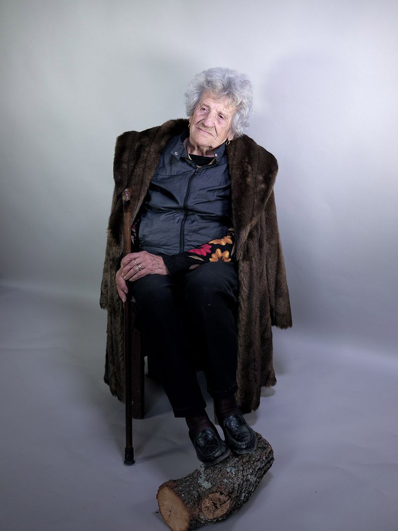 © Yvonne Steiger - Image from the Women Fur and Wood photography project