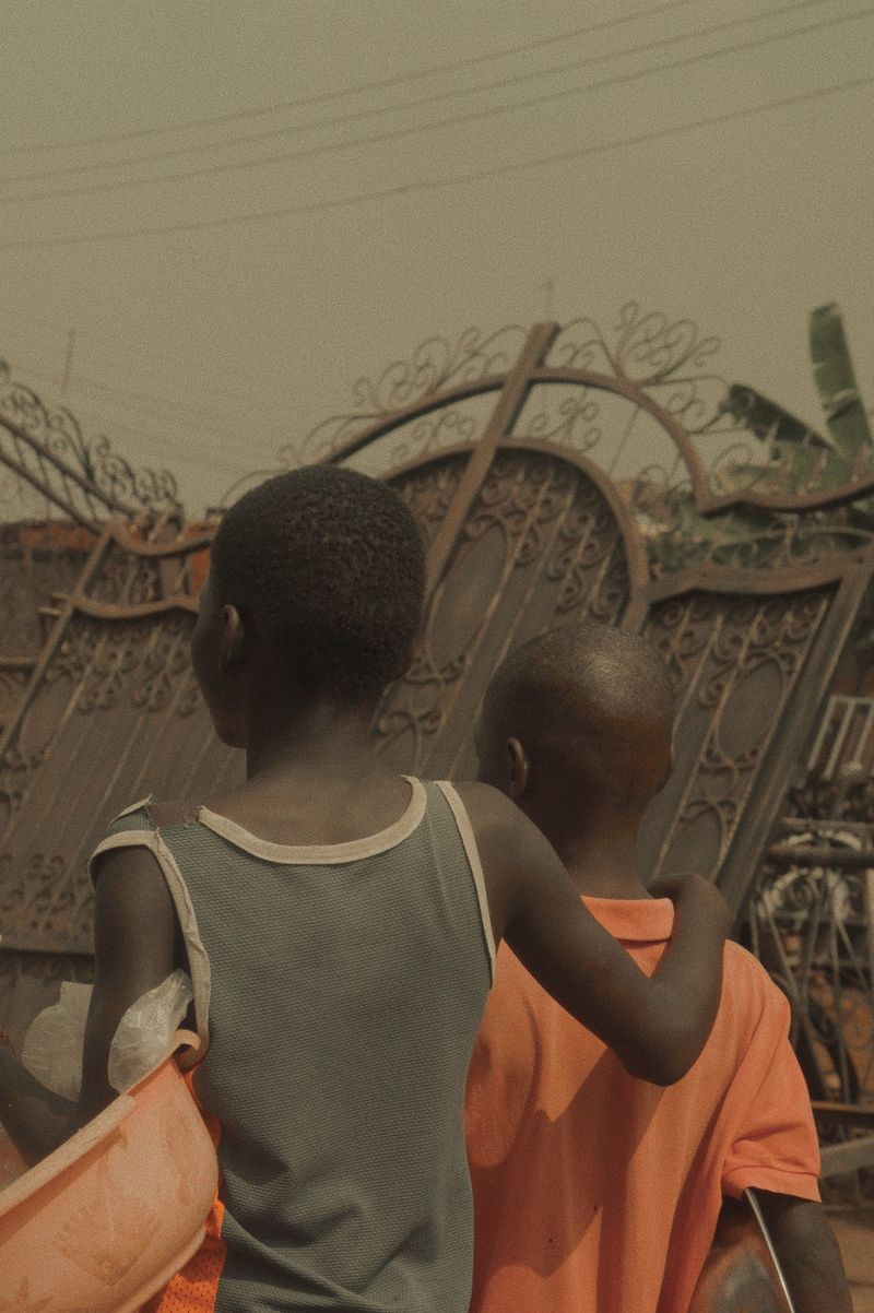 © Stephanie Nnamani - Brotherhood in coal city (2017) - unpublished.