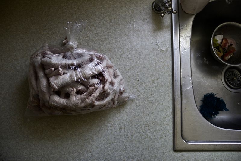 © sima choubdarzadeh - I feel suffocation