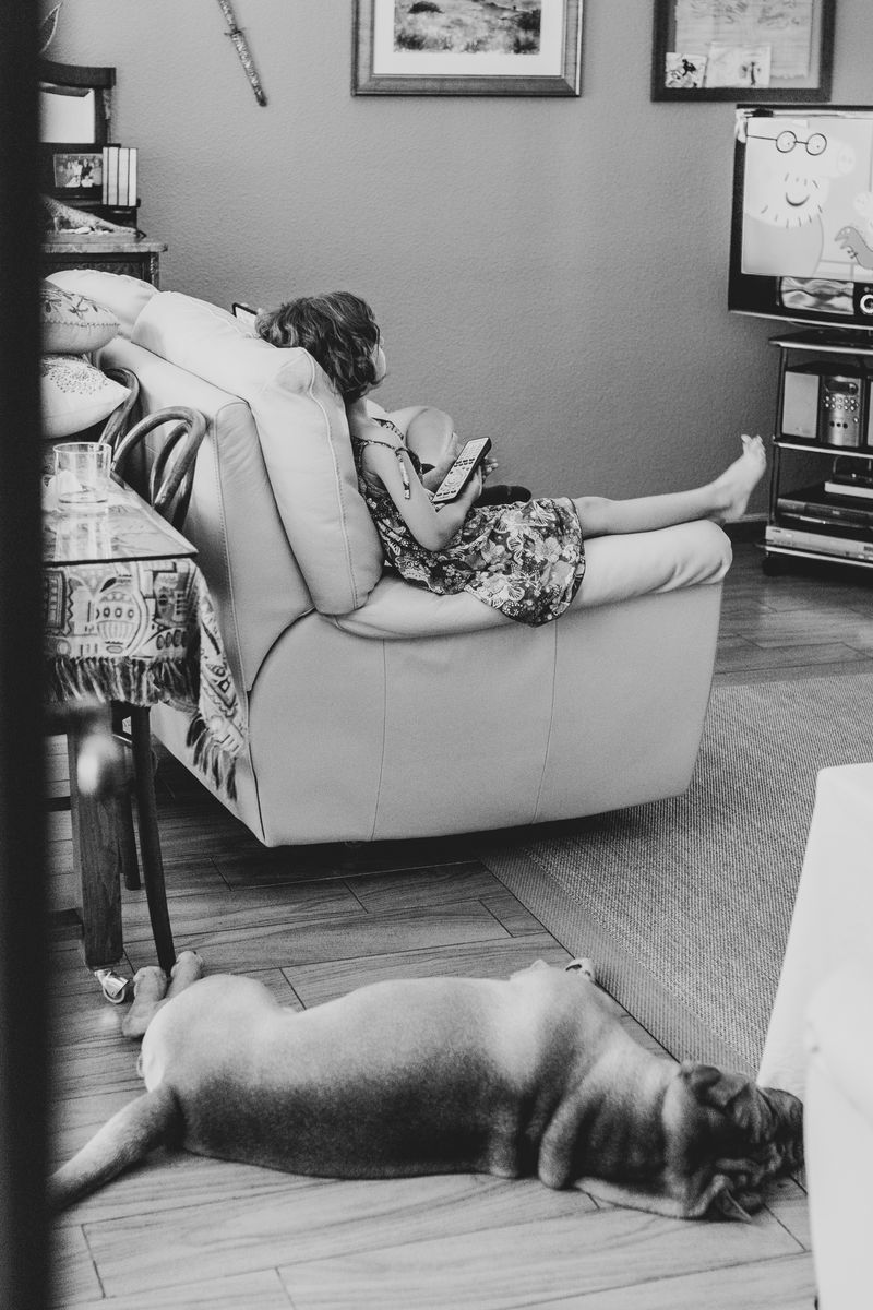 © Bego Amare - Bosco and Manuela, in the dining room nothing is going on yet