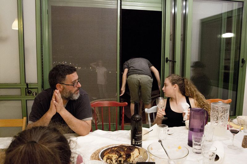 © Noa Sheizaf - Friday dinner 2016