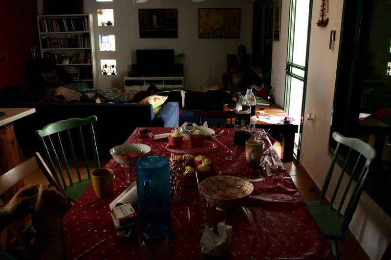 © Noa Sheizaf - Pijama party morning - 2015