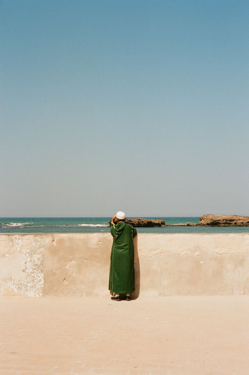 © Annissa Durar - Gazing out at the Atlantic Ocean