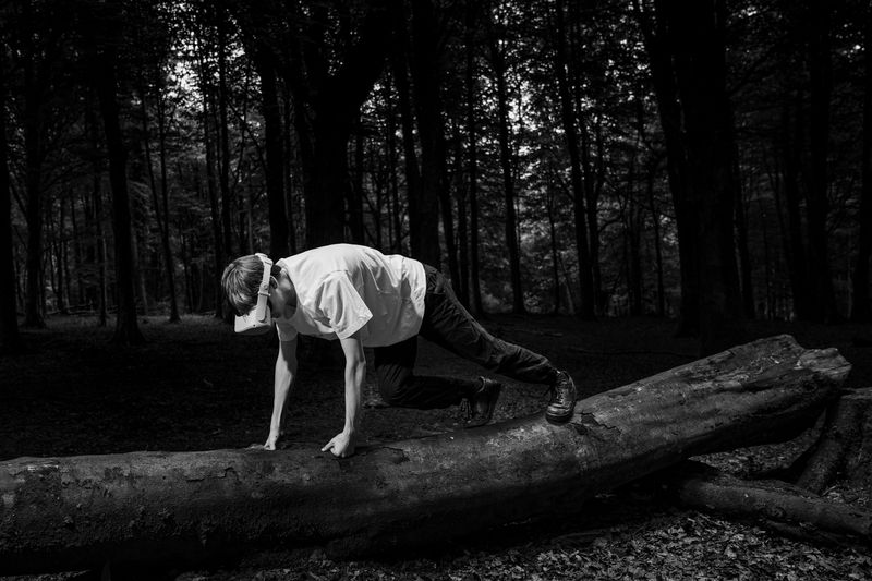 © Gareth Ioan Davies - Image from the FAKE BIRD CLOWN photography project