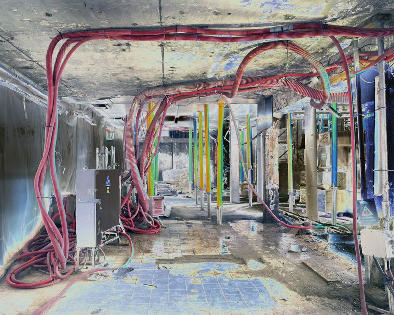 © Karen Knorr - And Babylon, so often destroyed who rebuilt it so many times?